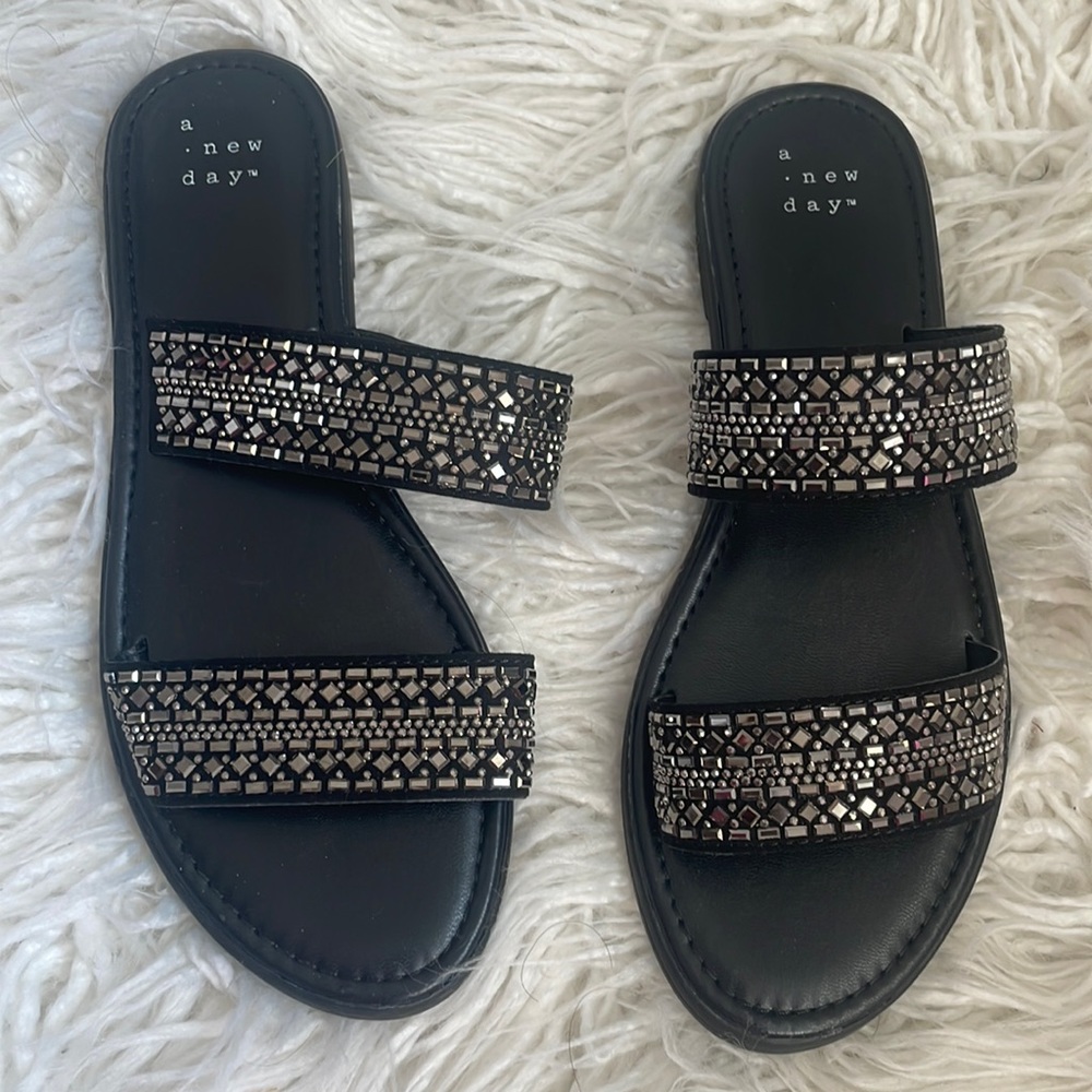 Black sandal